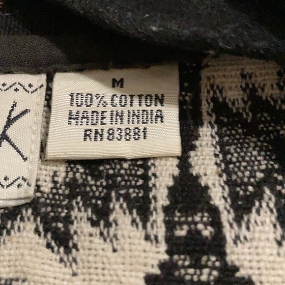 Flashback - Women’s Crop Jacket - Picture 5 of 7